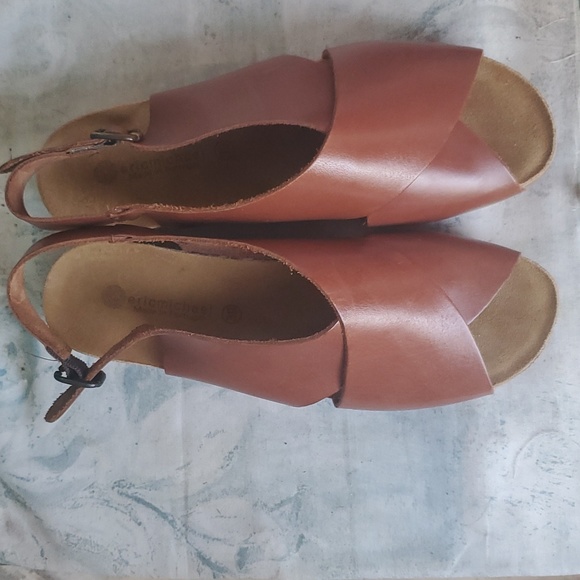 Eric Michael Leather and Cork Elevated Wedges - Picture 2 of 5